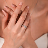 Gradiva Solitaire | Diamond Ring | 18K Gold